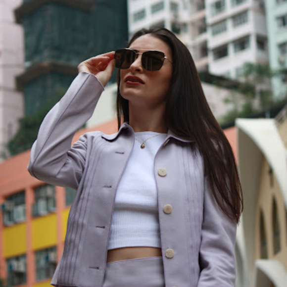 Meet your Posher, Molly - Picture 1 of 1